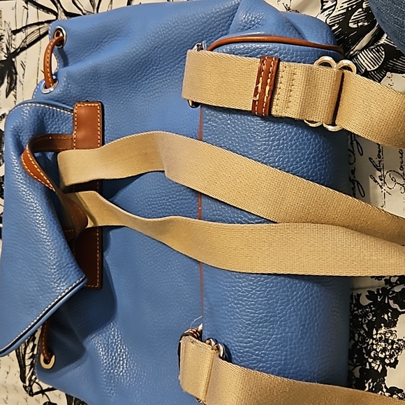 Beautiful Gently used Dooney and Bourke backpack. - Picture 2 of 6